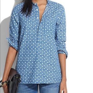 Madewell graphic print popover. Size M