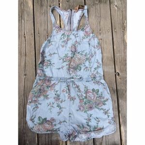 🚫SOLD🚫🌸 floral chambray romper 🌸