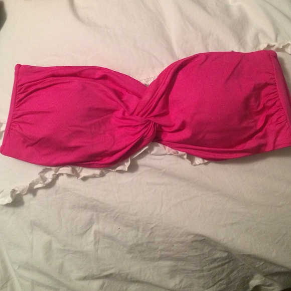 Pink bikini top