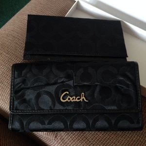 Coach wallet, never used