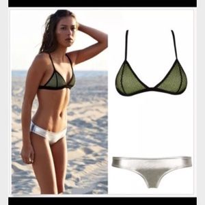 BUNDLE OUTFIT BATHING SUIT XS TOP SMALL BOTTOM