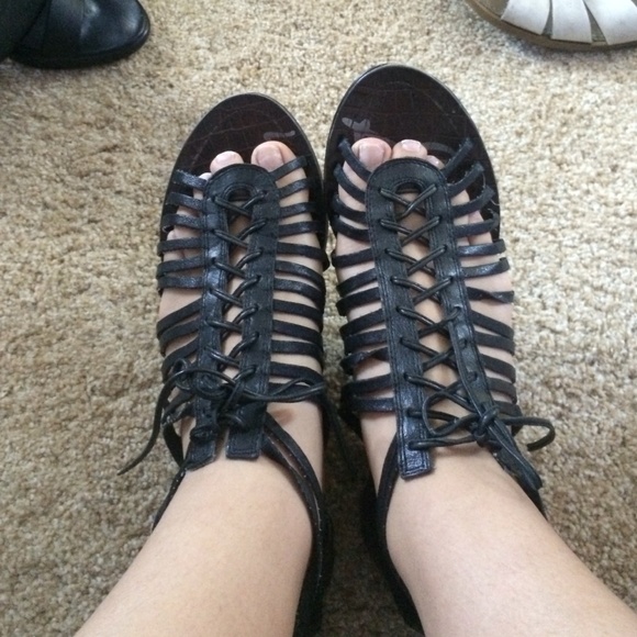 Sam Edelman Black Strappy Sandals