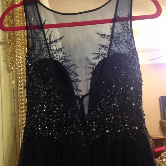 Prom Dress - Picture 2 of 4