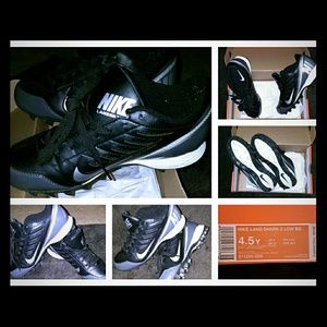 Boy's football cletes size 4.5Y