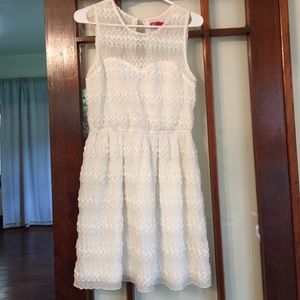 White summer mini dress size medium