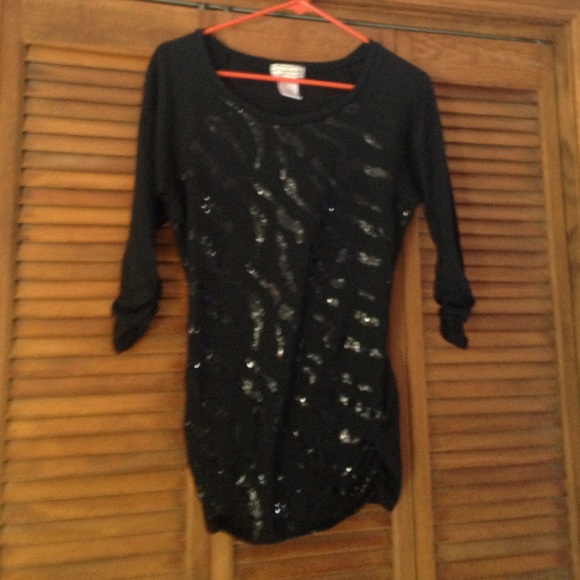 3/4 zebra sequined shirt