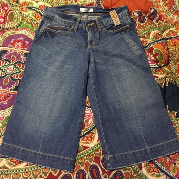 Low Waist Gaucho Jeans