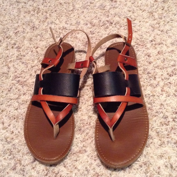 Mossimo Supply Co. Orina Flat Sandal