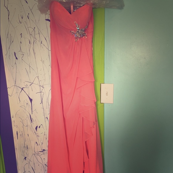 Floor length Coral/Salmon Prom dress!!