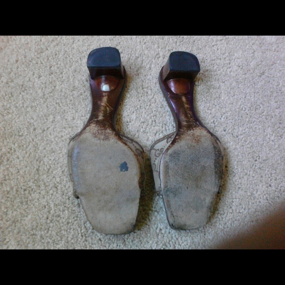 Gucci Slip On ***SOLD ON TRADESY*** - Picture 3 of 4