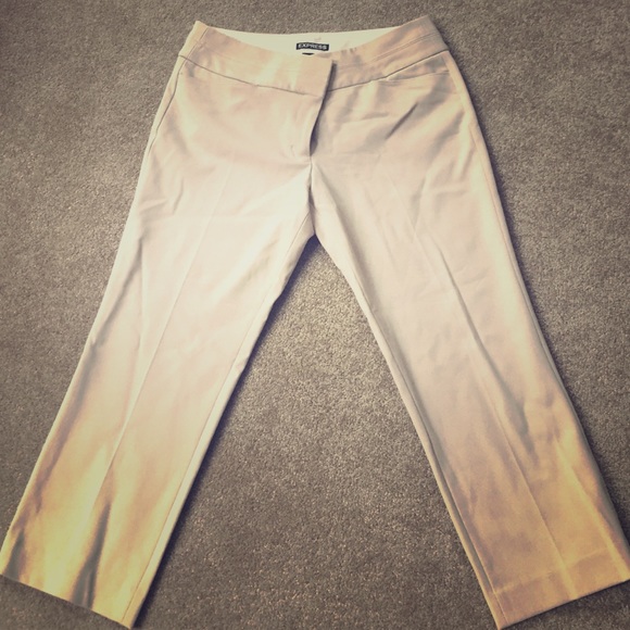 🎉🎉HOST PICK🎉🎉Tan Express cropped trouser pants