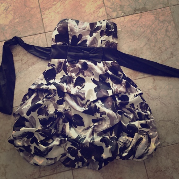 Mini dress