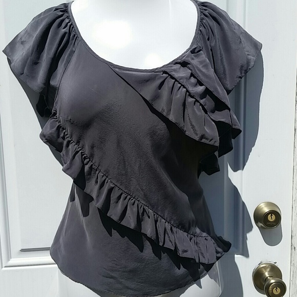 sine Tops - Sexy gray top.