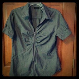NY&Co gray and white pinstripe zipdown shirt sz 14