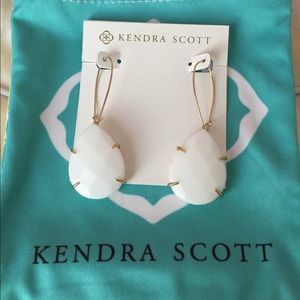 Kendra Scott Allison Earrings