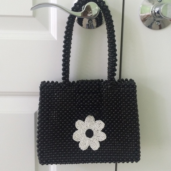 Vintage beaded flower purse