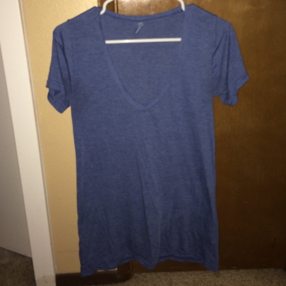 short sleeve v neck
