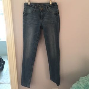 DL1961 Emma Jeans light wash