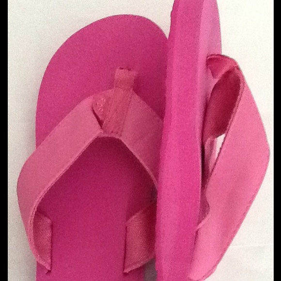 👣FLIPSIDEZ SAND IMPRINT FLIP FLOPS👣 - Picture 2 of 3