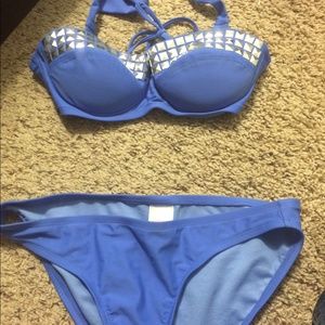 Padded blue bikini with studs
