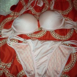 Bathing suit