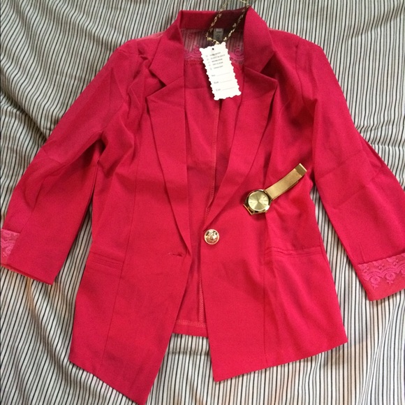 PINK BLAZER