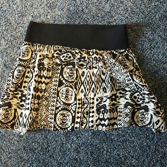 Delia's Flowy Skirt
