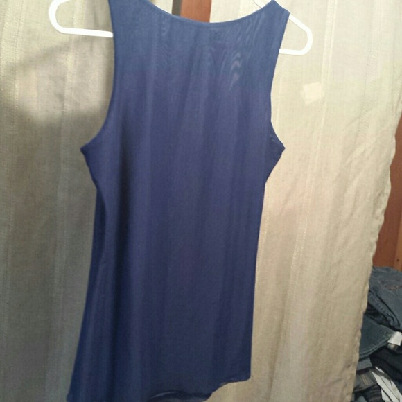 Top - Picture 3 of 4