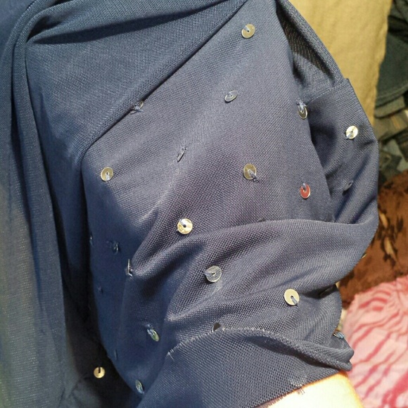 Top - Picture 4 of 4