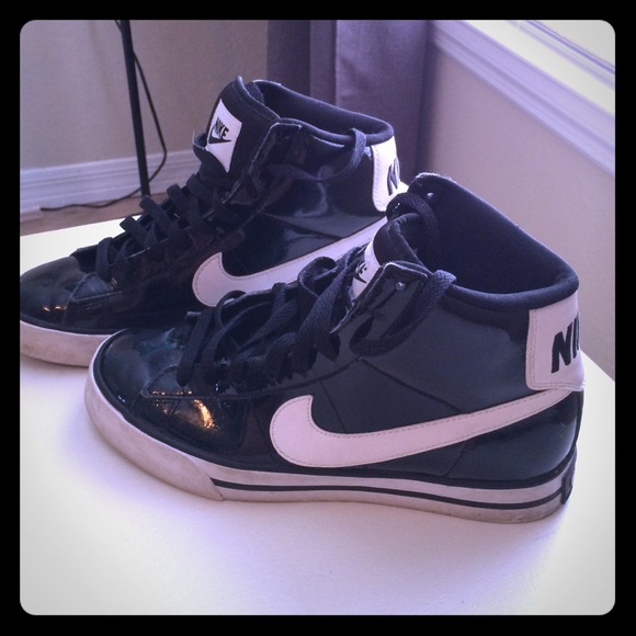 Nike black high tops