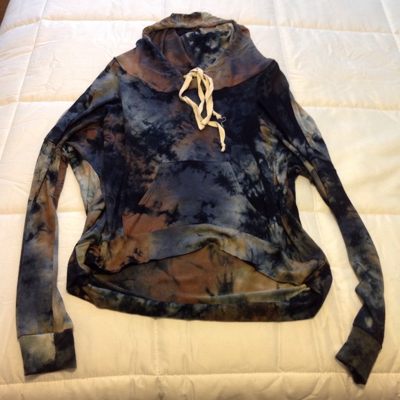 Tops - Layla Dupe