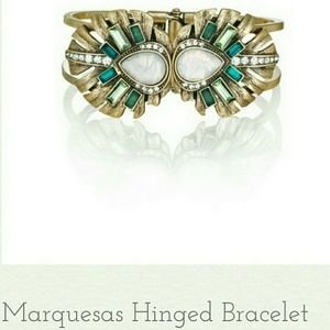 Marquesa Hinged Bracelet
