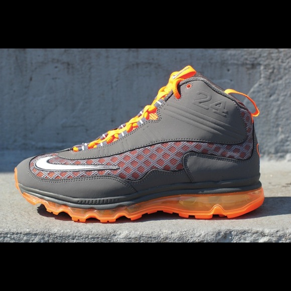 Nike Shoes - Nike Air Max Griffeys