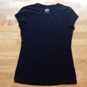 Black tee