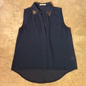 NWOT Studded collar top