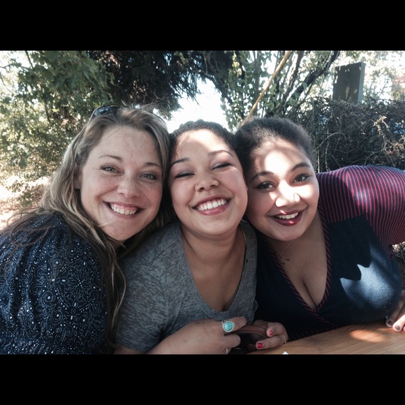 🙋🏽About Me 👩🏽 - Picture 4 of 4