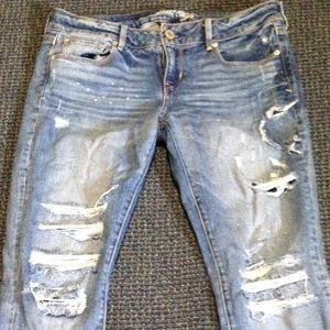 Distressed American Eagle Jeans 😘😘😘