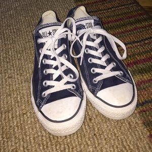 Navy Converse!