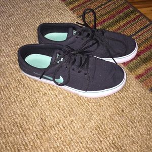 Nike Stefan Janoski's!