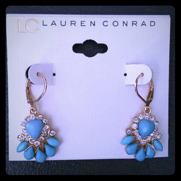 LC Lauren Conrad Jewelry - Lauren Conrad mint dangle earrings