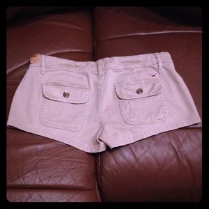 ‼️2 FOR $20‼️ NWT Hollister Khaki Twill Shorties