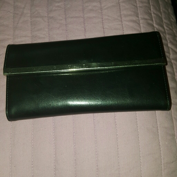 Guess Clutches & Wallets - Black guess wallet