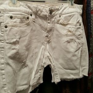 American Eagle White Shorts