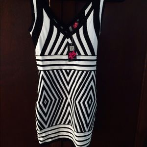 Black and White Bebe Dress Size XS