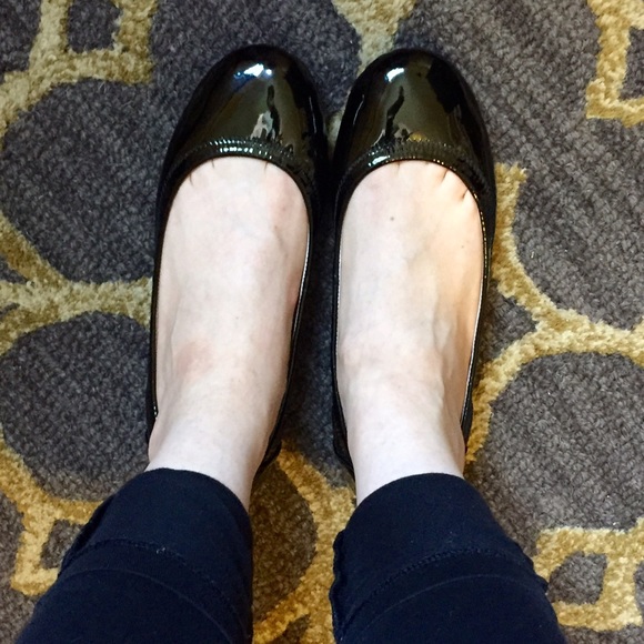 Vince Camuto Shoes - "Ellen" ballet flats