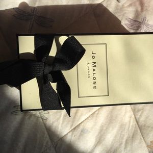 Jo Melone box with original bow