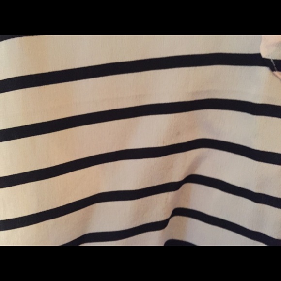 Forever 21 striped silk sleeveless top - Picture 4 of 4