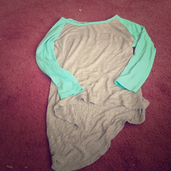 3/4 sleeve tee shirt