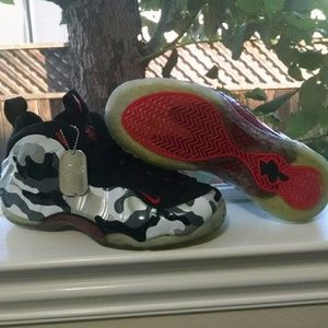 Nike fighter jet foams