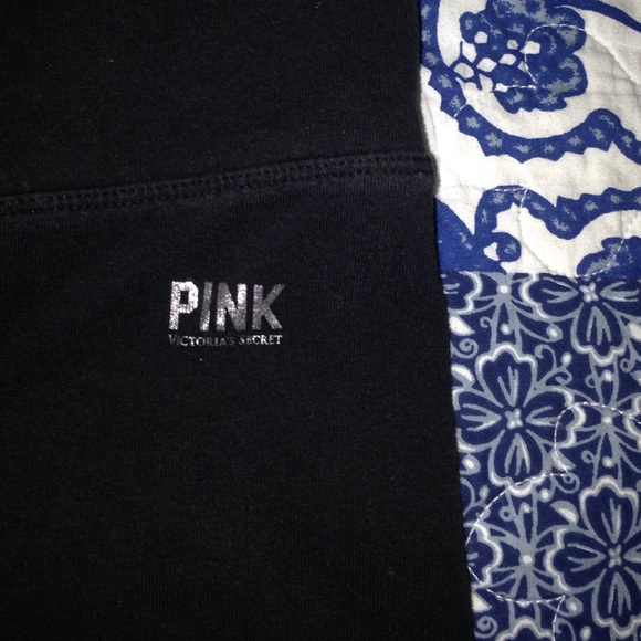 PINK™ BLACK LEGGINGS